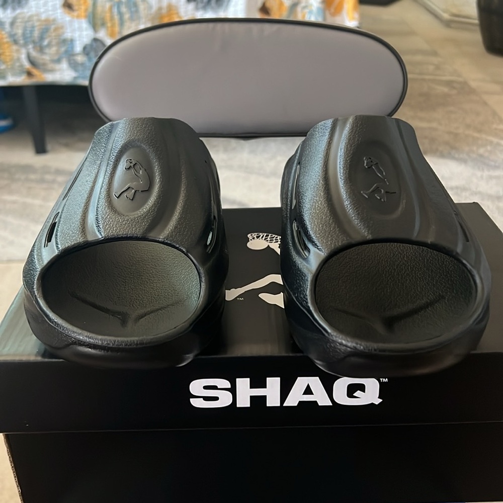 Shaquille O’Neal Slidosis Slip-on’s. Various sizes. New release, box included.